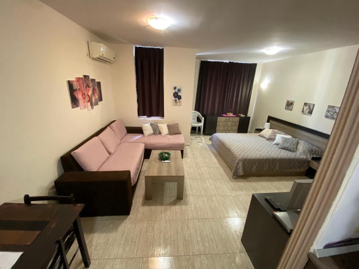 Cozy Apartment Saint Sofia Slântsjev Brjag Eksteriør bilde